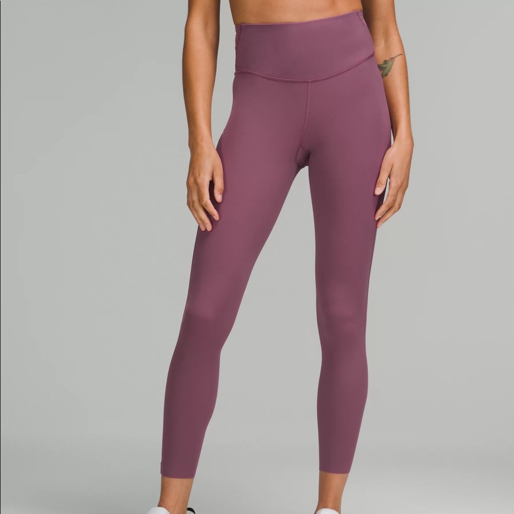 Lulu base pace tights